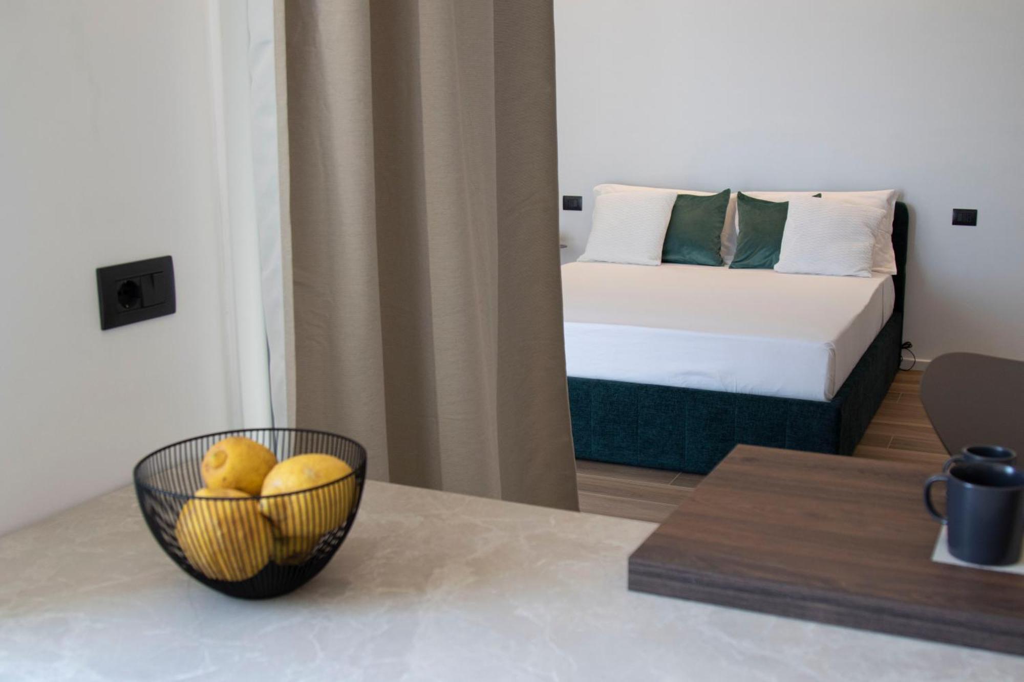 Mamala Apartman Szirakúza Kültér fotó