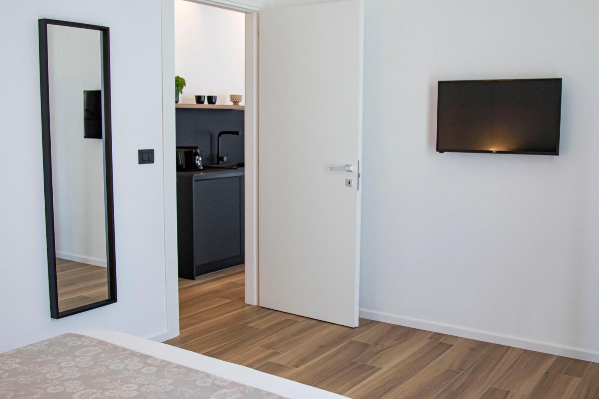 Mamala Apartman Szirakúza Kültér fotó